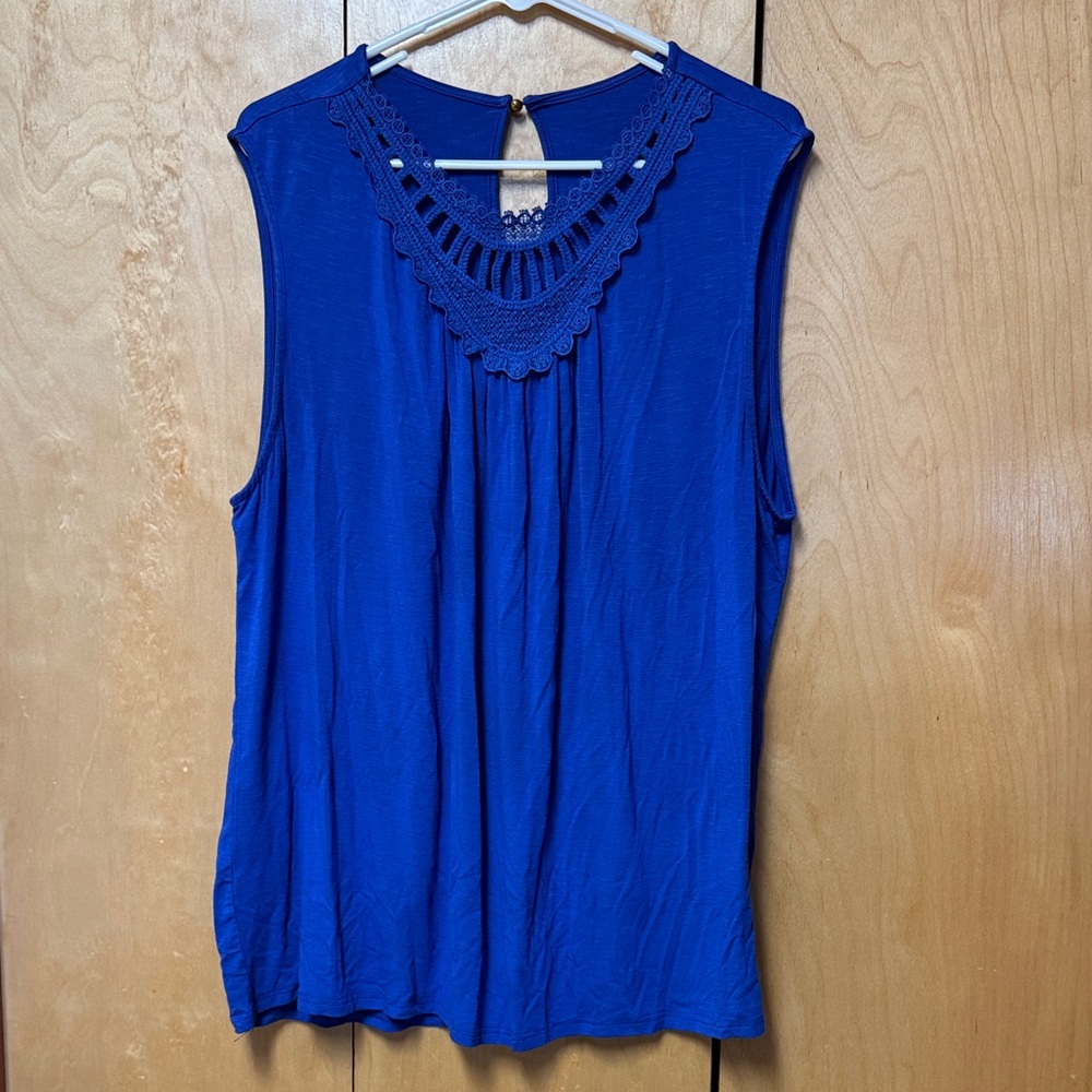 Blue lace sleeveless top